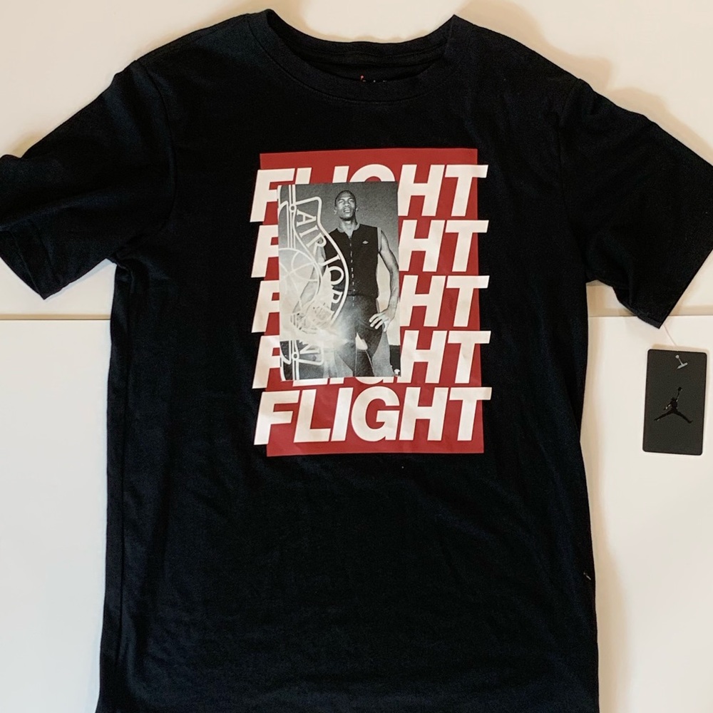 NWT! Jordan black graphic tshirt size XL (13-15)